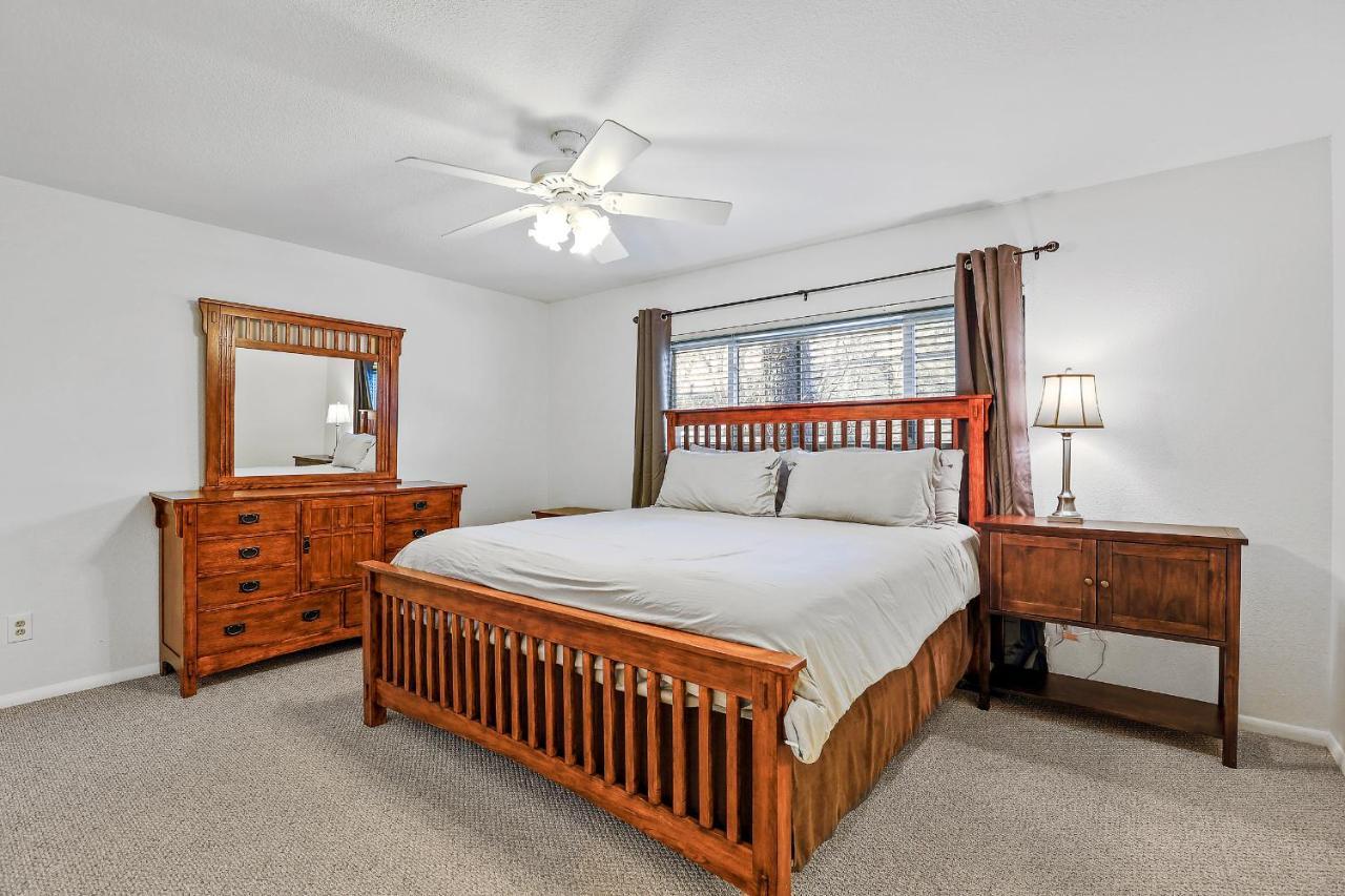 Captivating Continental Country Club Retreat With 4 Bdr And Spacious Deck! Flagstaff Exterior photo